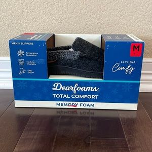 NEW, Dearfoams Memory Foam Slippers